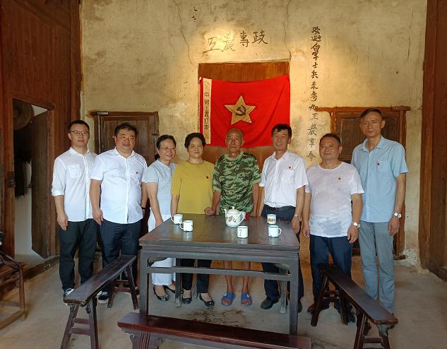 亚洲国产综合精品中文一区二区