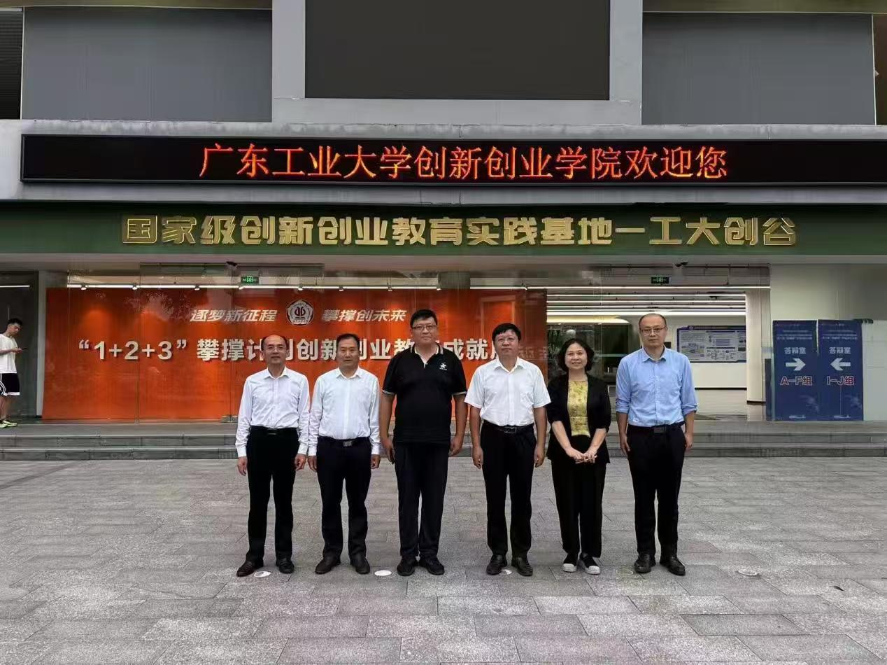 亚洲国产综合精品中文一区二区