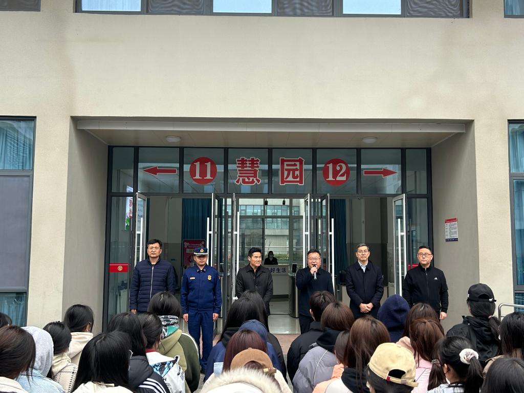 亚洲国产综合精品中文一区二区