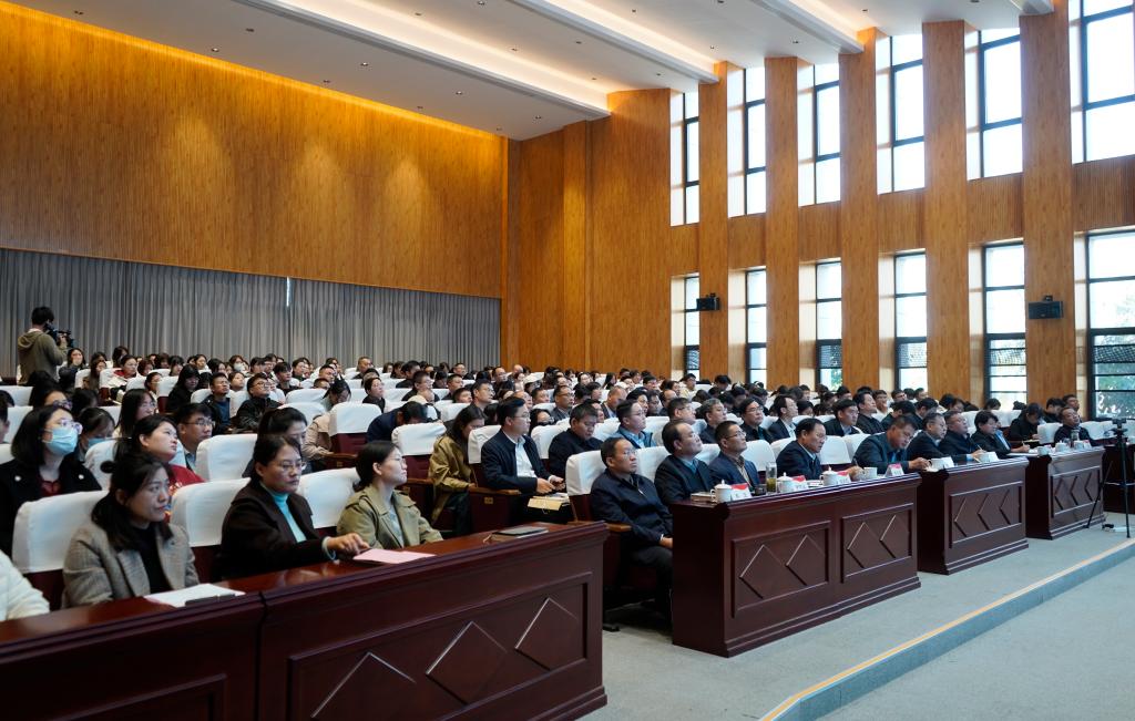 20241105张宏伟报告会 (1).JPG