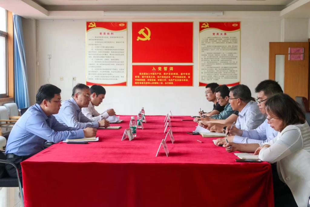 亚洲国产综合精品中文一区二区