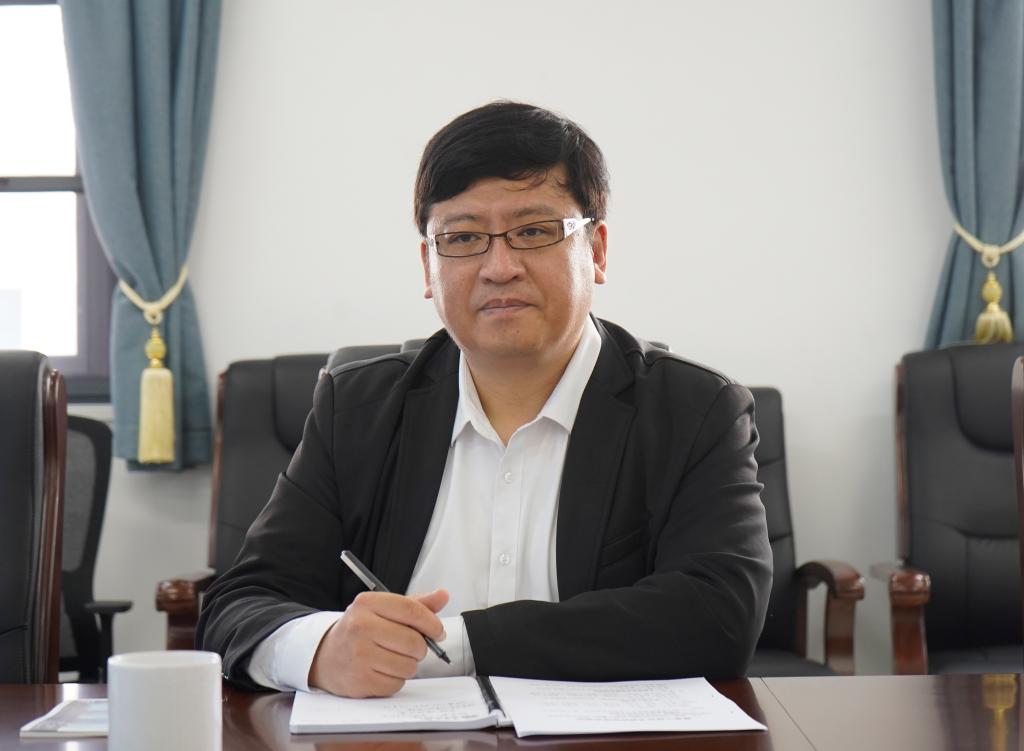 20250418丛海林校长调研2.JPG