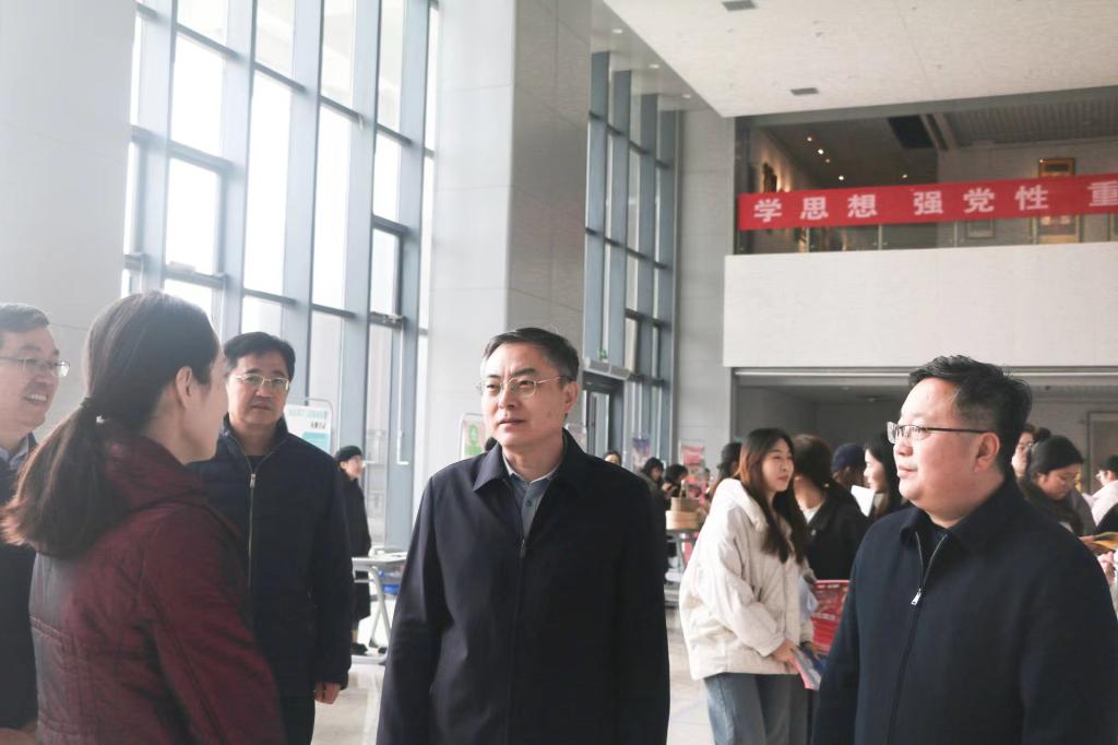 亚洲国产综合精品中文一区二区