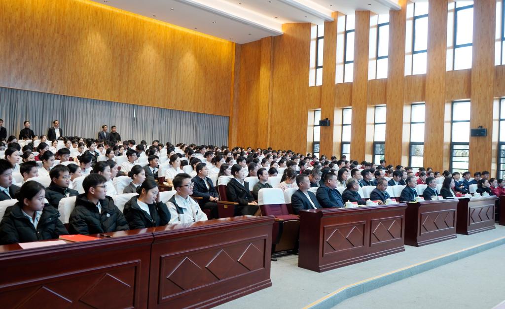 20241108冯润娥报告会及座谈会7.jpg