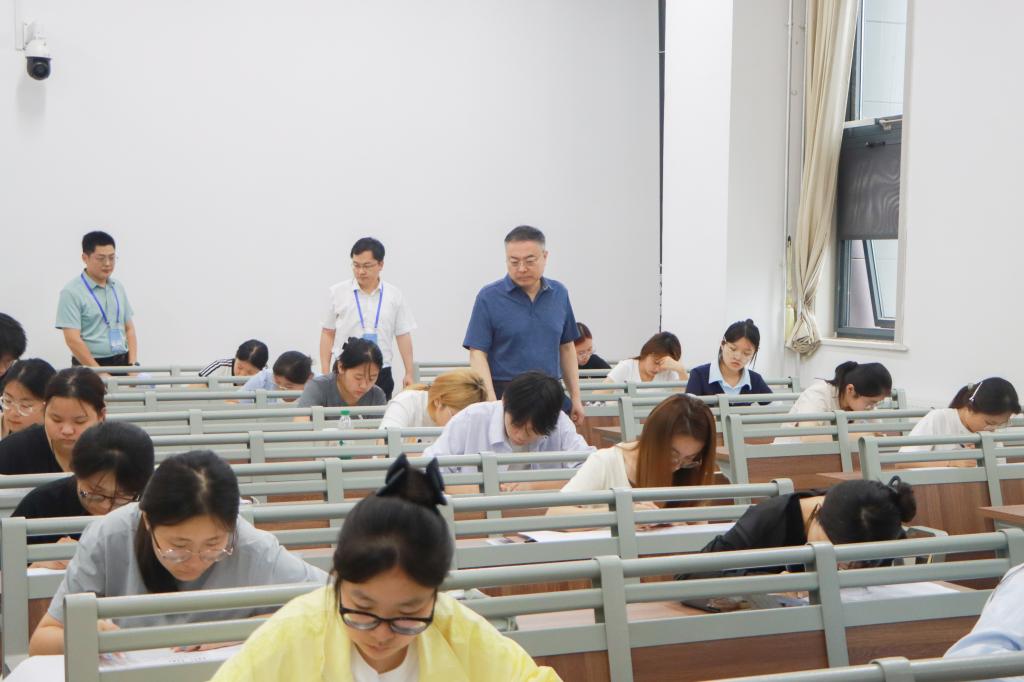 亚洲国产综合精品中文一区二区