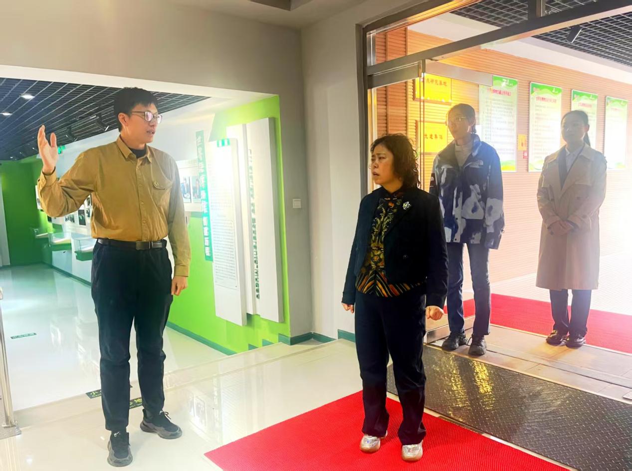 亚洲国产综合精品中文一区二区