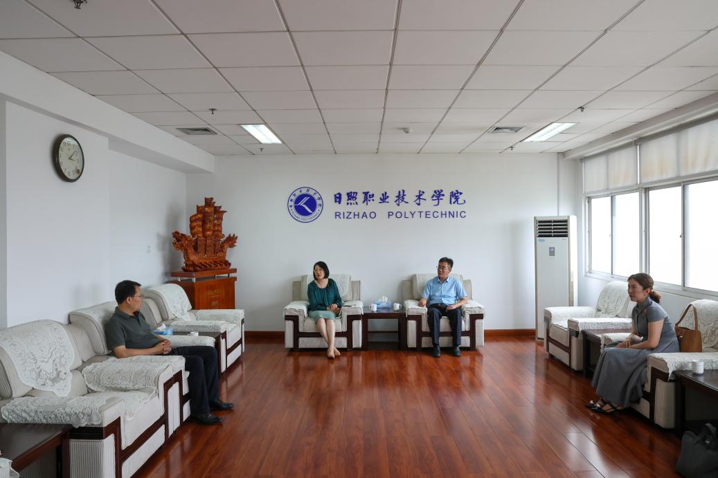 亚洲国产综合精品中文一区二区