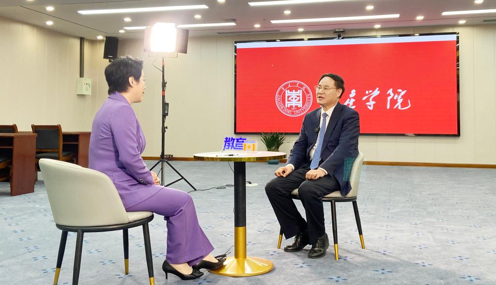 亚洲国产综合精品中文一区二区