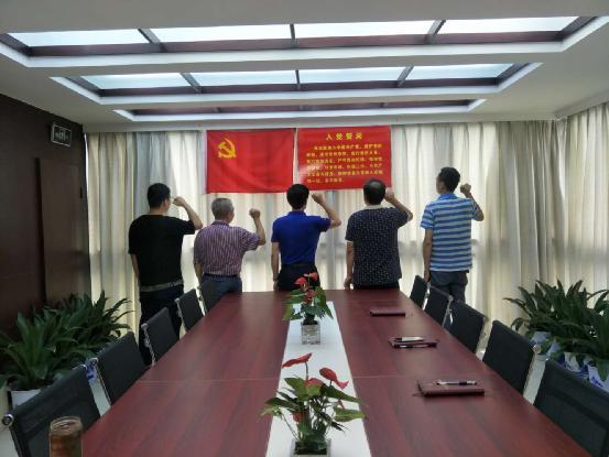 亚洲国产综合精品中文一区二区