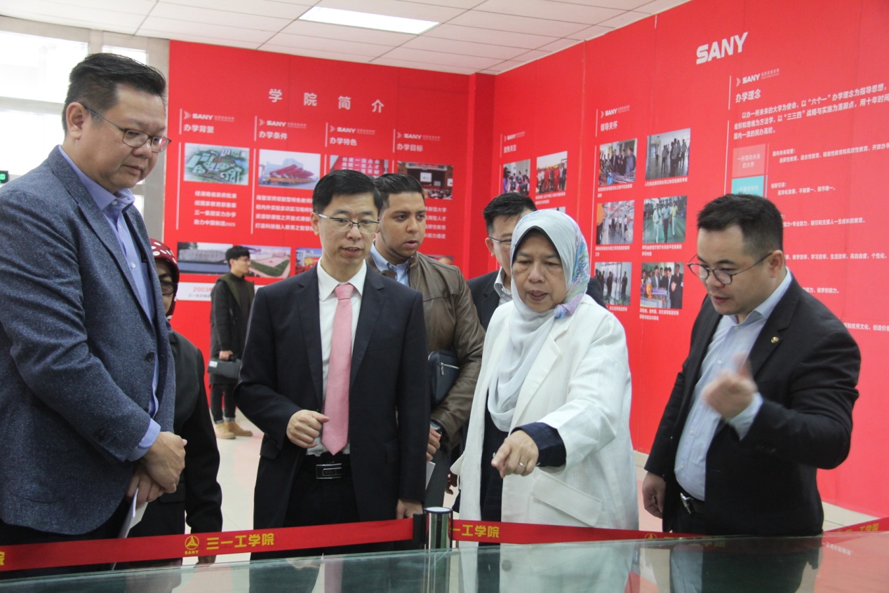 亚洲国产综合精品中文一区二区