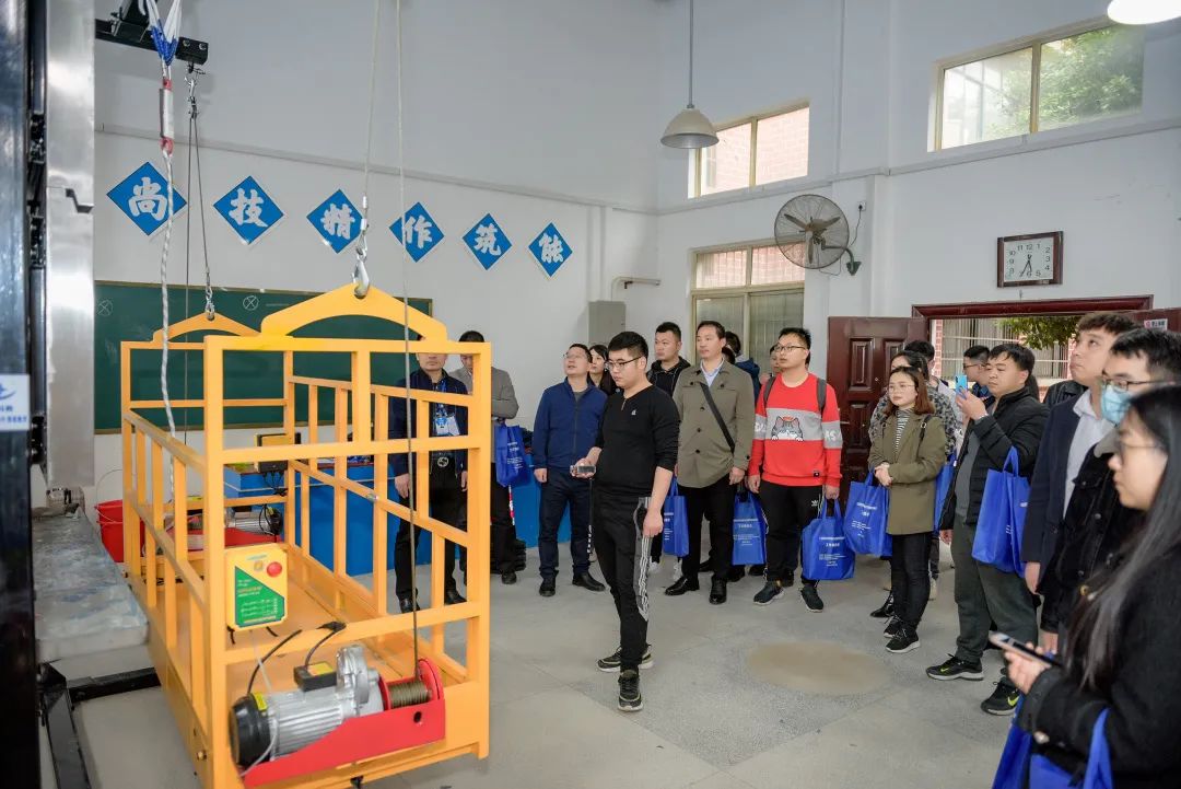 亚洲国产综合精品中文一区二区